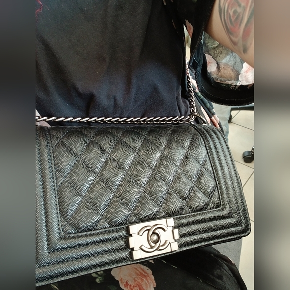 Black Chanel Boy bag medium - Picture 1 of 5